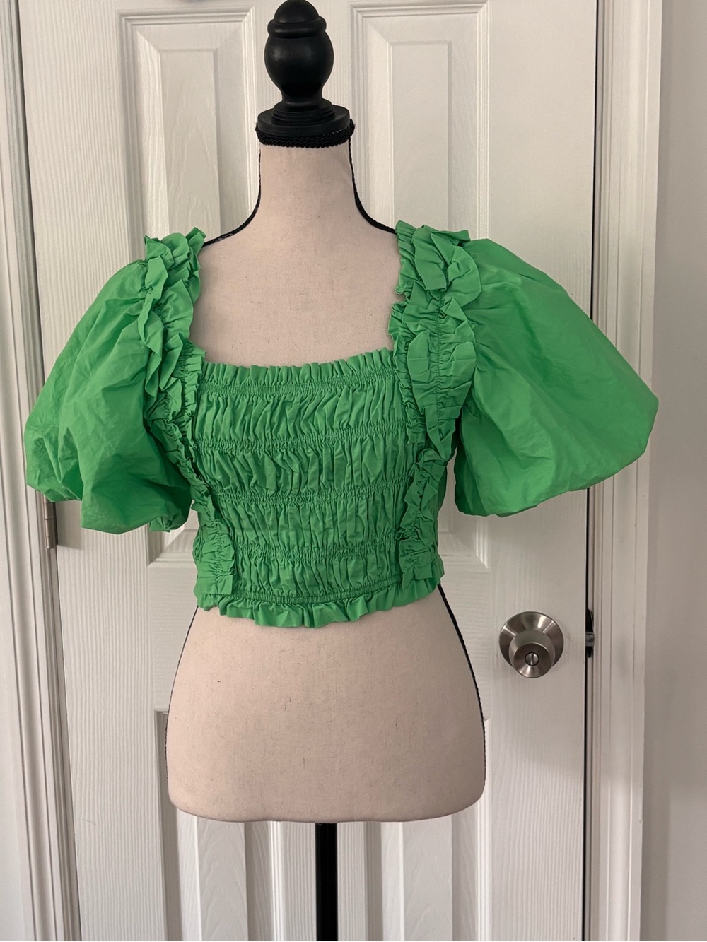 🟣Endless Rose Bright Green Smocked Ruffle Crop Top - Picture 2 of 11